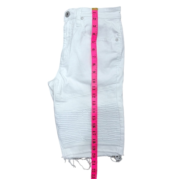 (M) Guess Distressed Moto Shorts Mens) - Picture 5 of 7